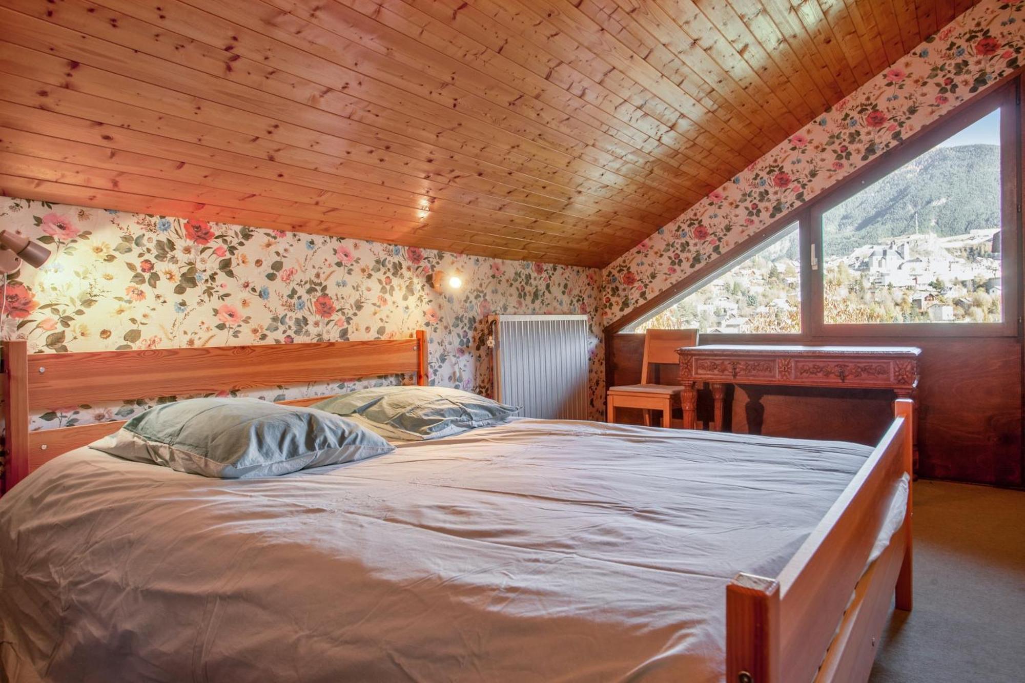 Chalet Confortable A Briancon Avec Vue Sur Montagne Exterior photo