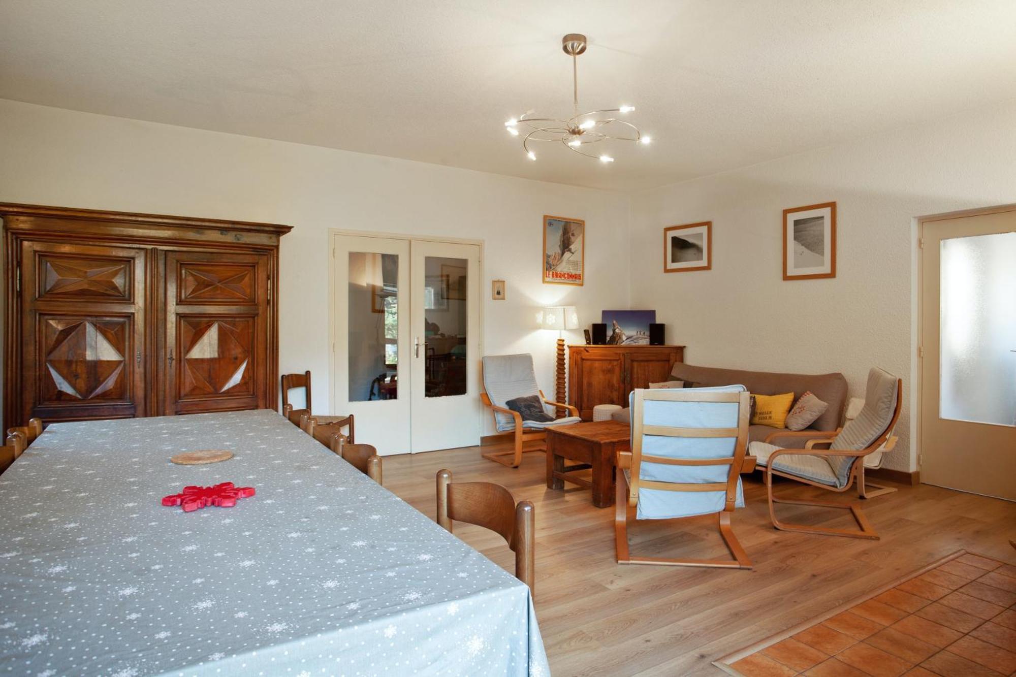 Chalet Confortable A Briancon Avec Vue Sur Montagne Exterior photo
